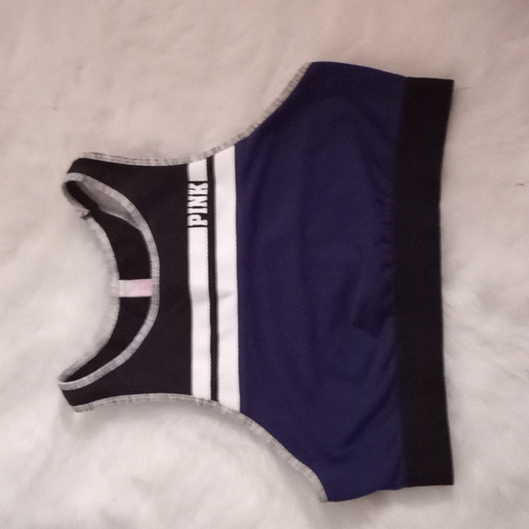 💲5/25💲  PINK sports bra - Picture 1 of 3
